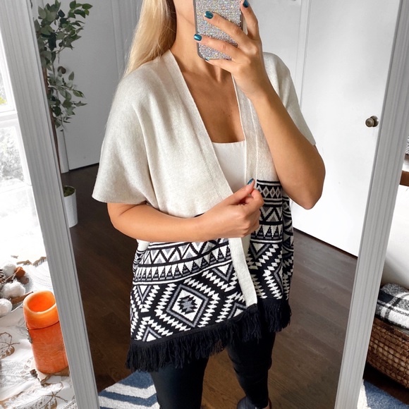 ✔️ BLACK OFF WHITE FRINGE TRIBAL PRINT KNIT SHORT SLEEVE CARDIGAN! - Picture 2 of 10